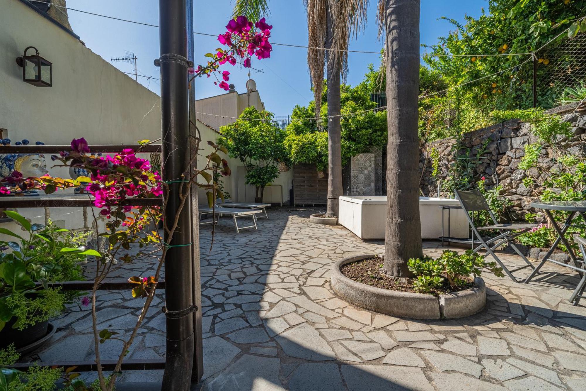 Casa Scala Hotel Acireale Exterior photo